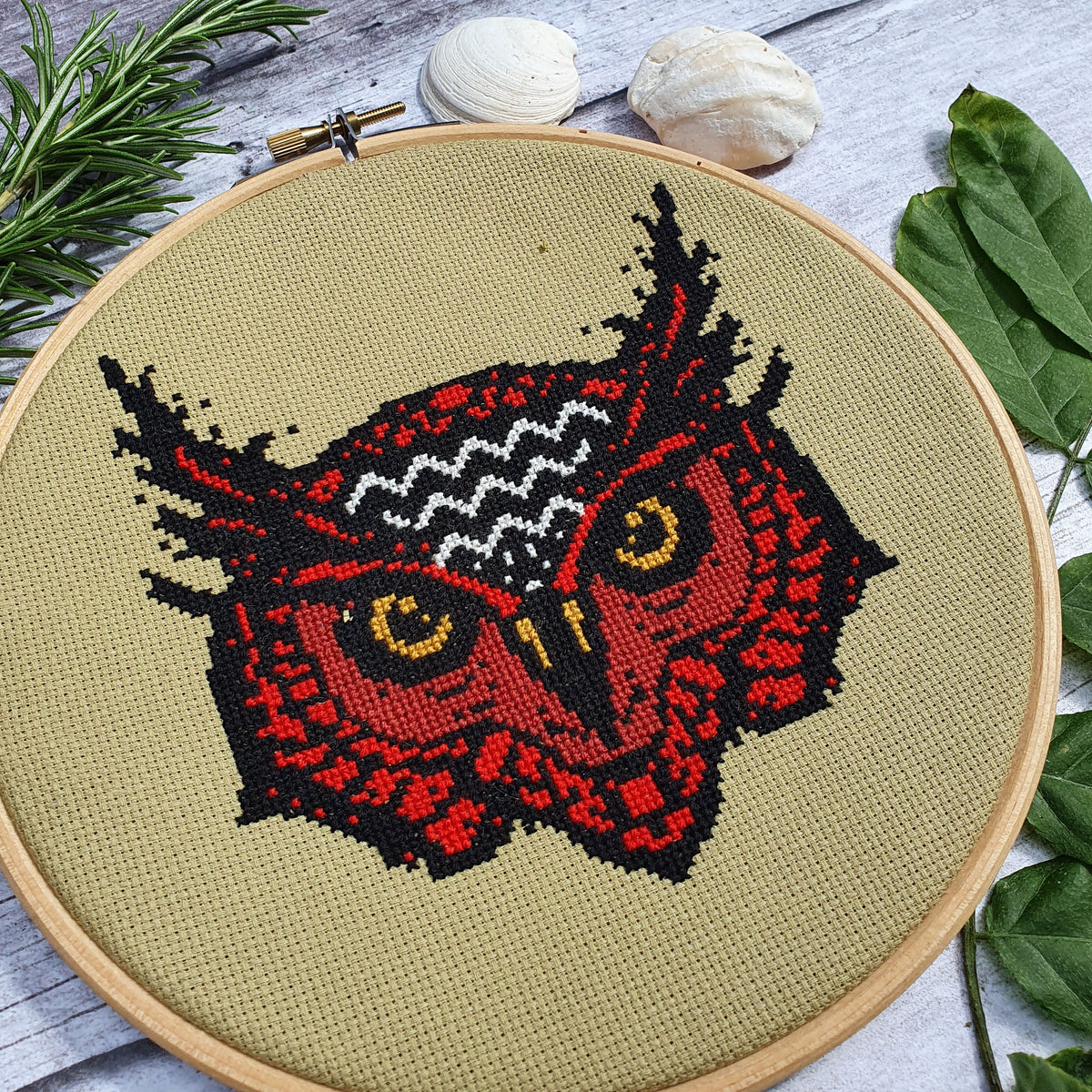 Red Owl Stitch Fiddle Needlepoint Kit